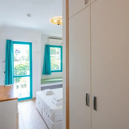 Hotel Monta & 3*