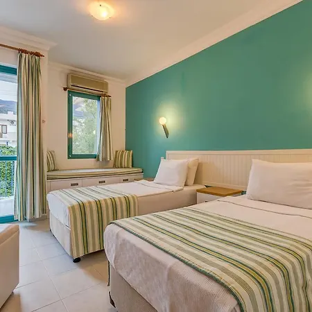 Hotel Monta &